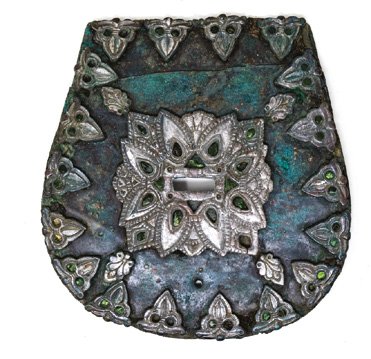 Páty-Malom-dűlő, 170. sír veretes tarsoly